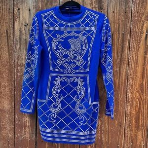 Blue dress with cute beads